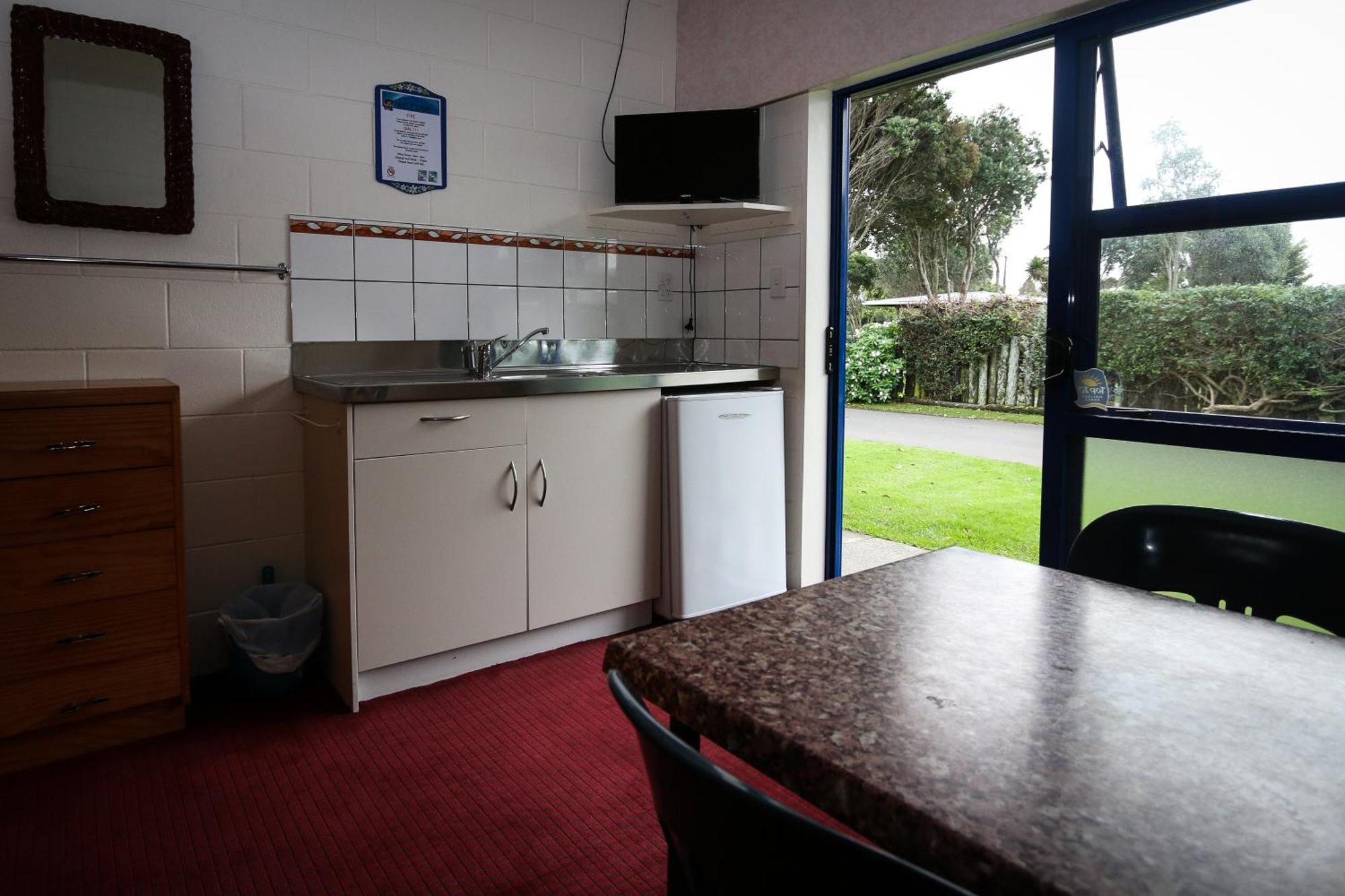 New Plymouth Top 10 Holiday Park Δωμάτιο φωτογραφία